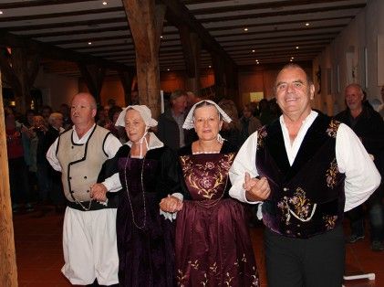 Danseurs à la fête de la musique d'Illertissen