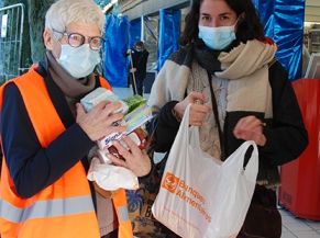 4,5 tonnes de denrées alimetnaires collectées grâce à vos dons. Merci à tous !