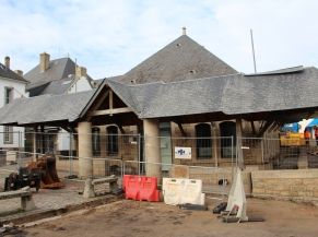 Supression de la casquette de l'Office de tourisme