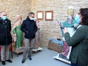 Echanges enre les élus et la Conservatrice-Restauratrice du patrimoine, Guylaine MARY