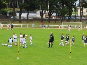 https://www.carnac.fr/Retour-en-images/Stage-de-foot-CFC-Fondation-Real-Madrid#prettyPhoto